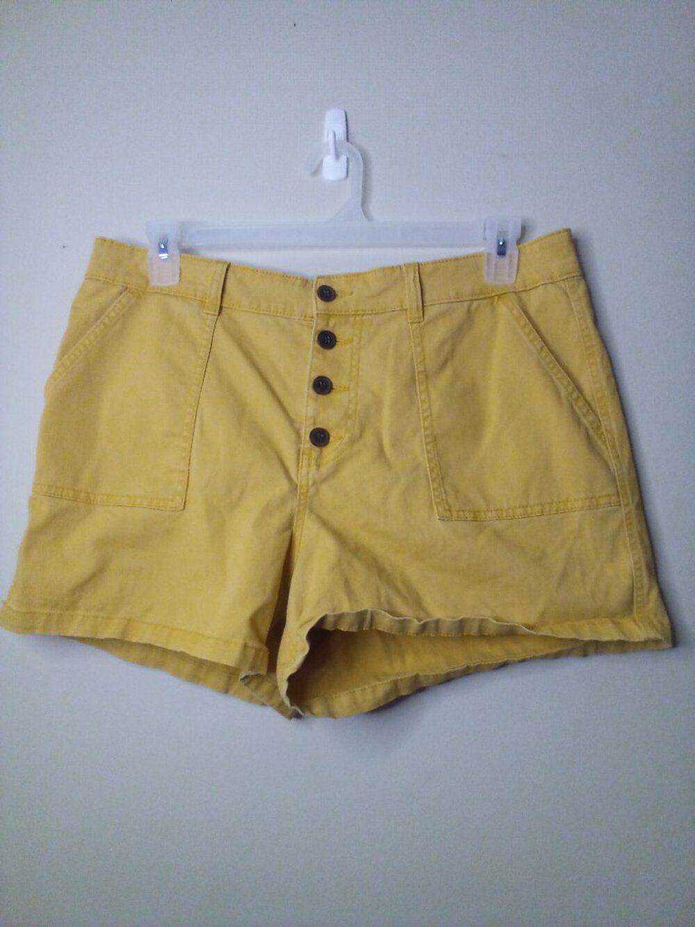 a.n.a Twill Shorts Women 16 High Rise Button Fly Yellow